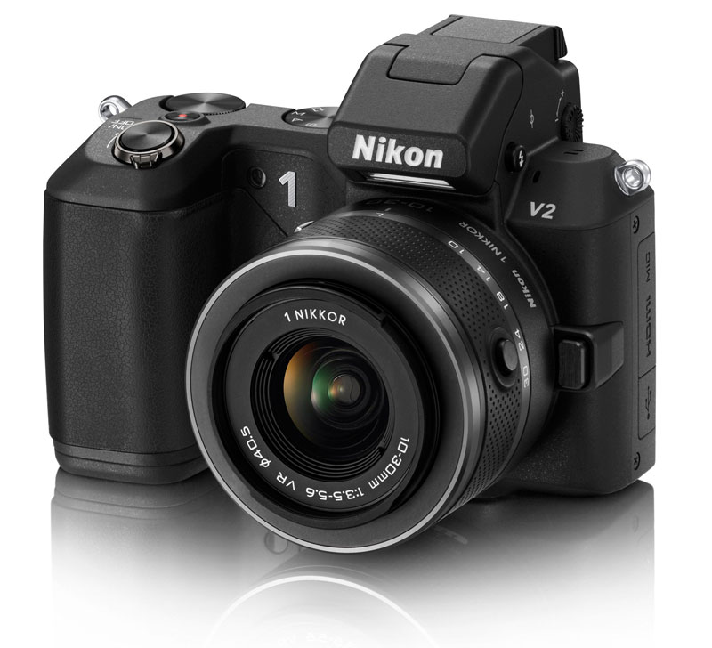 EVFとストロボ搭載で“世界最小最軽量”ミラーレス 「Nikon 1 V2 ...