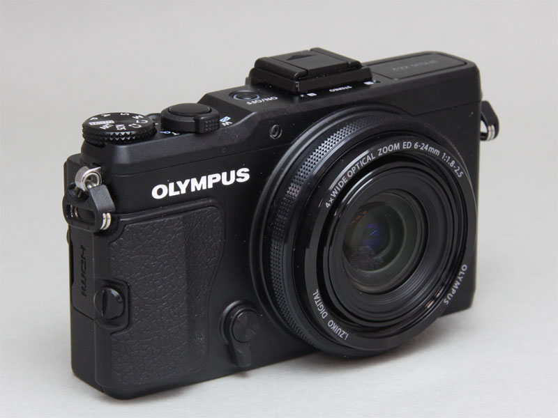 Olympus Stylus XZ-2 12.0MP コンパクト カメラ