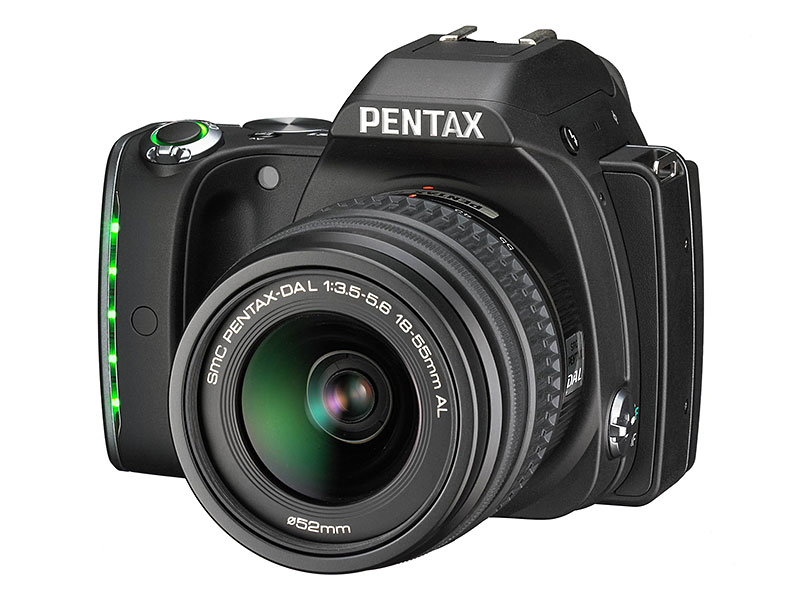 リコー、コンパクトサイズのデジタル一眼レフ「PENTAX K-S1」を発表