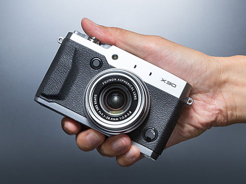富士フイルム　デジタルカメラ　X30