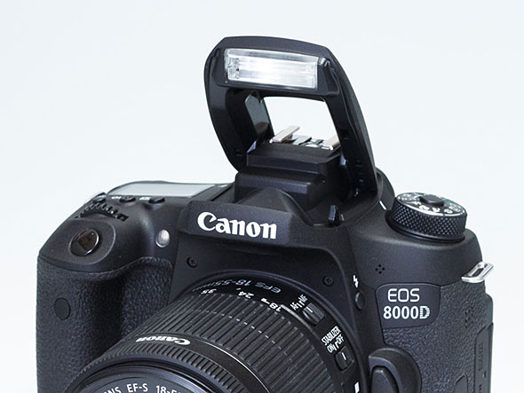 EOS 8000D