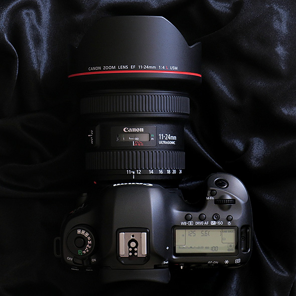 CANON EF11-24mm F4L USMカメラ