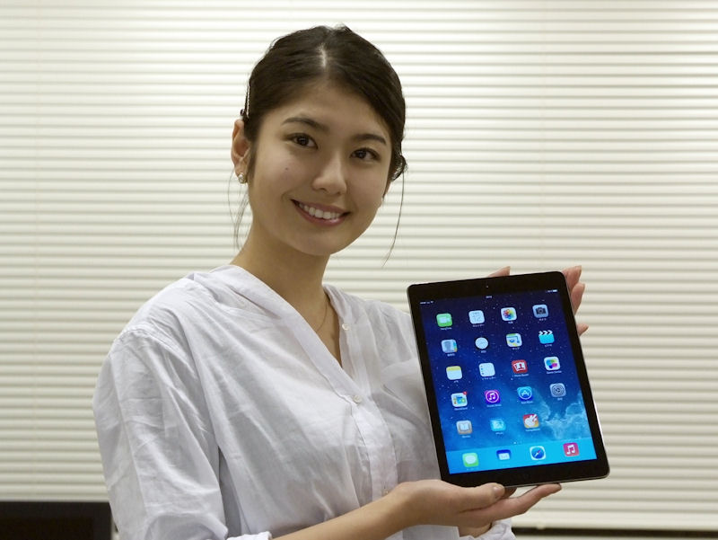 iPad Air͗莝OƂȂiʐ^jAiPad mini RetinafBXvCfȂЎł₷iʐ^Ej