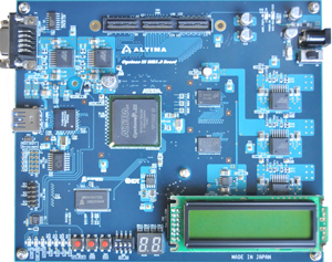写真1：アルティマが開発した「Cyclone III USB3.0 Board」の外観