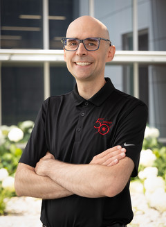 �M�ҁFDigiKey Shawn Luke