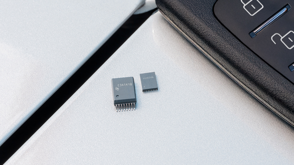 TI�̐≏�^�d�����W���[���uUCC34141-Q1�v�uUCC33420�v