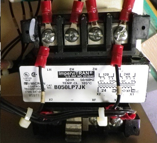 <strong>�}4�FAC24V�d���𐶐�����g�����X</strong>