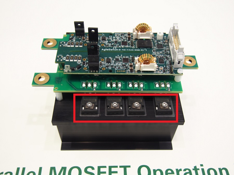 SiC-MOSFET2ڂ20kW̃u[XgRo[^[ijƁA8𓋍ڂ80kW̃u[XgRo[^[BꂼԂgŎĂƂ낪SiC-MOSFETBLPSFBRo[^[ƁA20kWiɂLittelfusẽQ[ghCo[ICgĂ邪Ao͂傫80kWiɂAgileswitch̃Q[ghCo[ICgĂiNbNŊgj