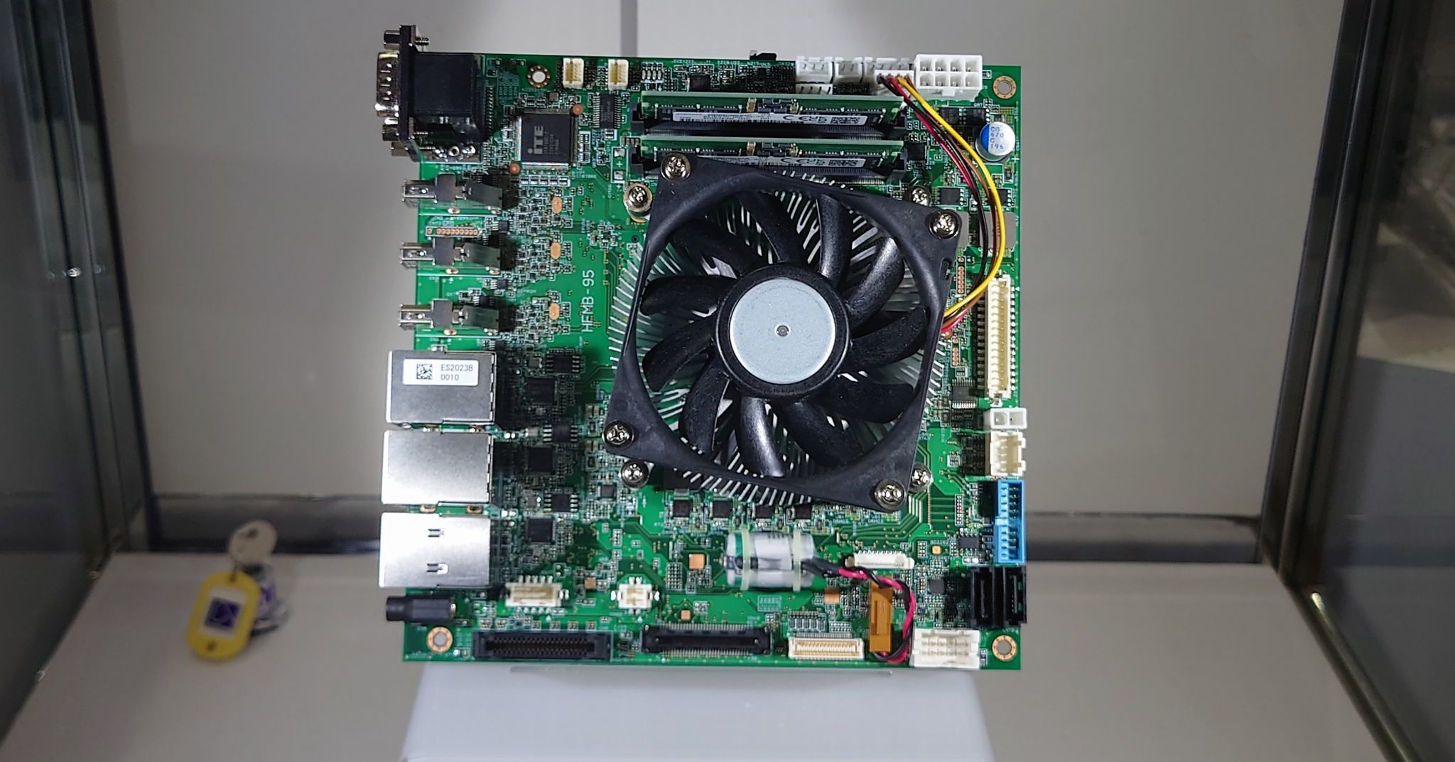 Intel 第13世代CPU搭載ボードを「国内初」展示：推論処理速度は20fps