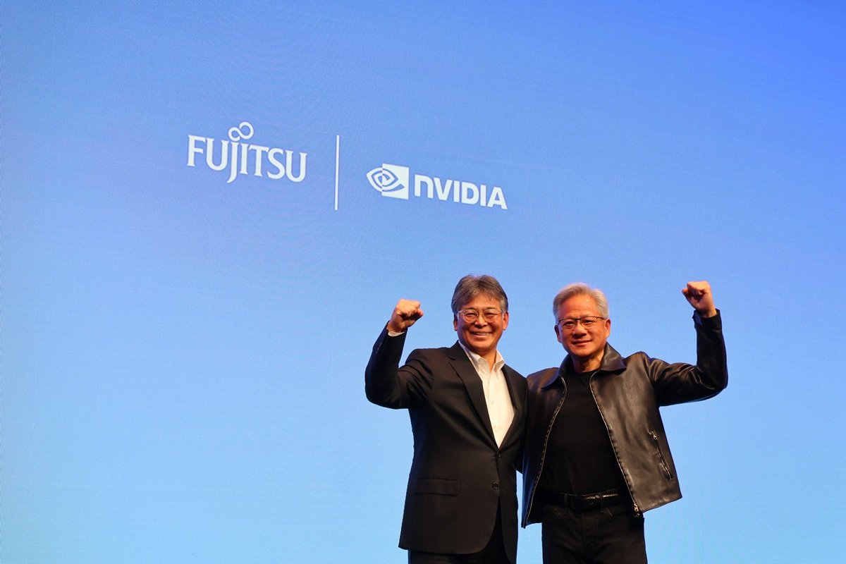 l_sa251006_fujitsu01.jpg