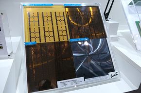 �J�������p�l�����x���C���^�[�|�[�U�[���{