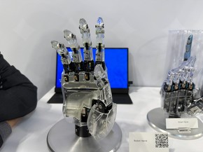 �uCES 2026�v�œW�����Ă������{�b�g�n���h