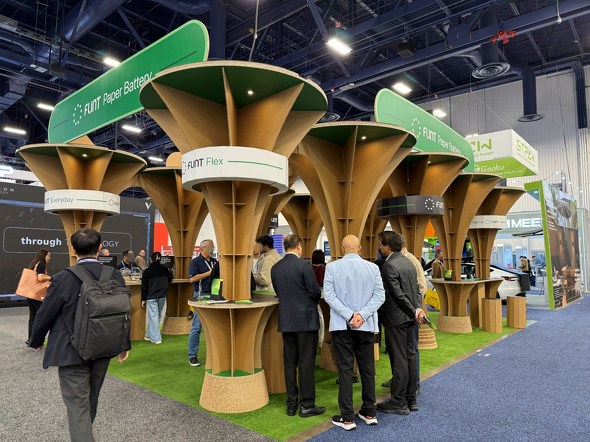 Flint�̒i�{�[�����u�[�X