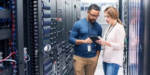 AI�T�[�o��f�[�^�Z���^�[�ł�NOR�t���b�V���������̎��v�����܂��Ă���