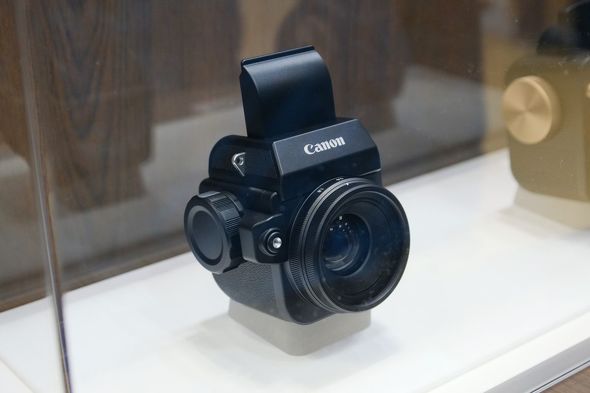 �A�i���O�R���Z�v�g�J����