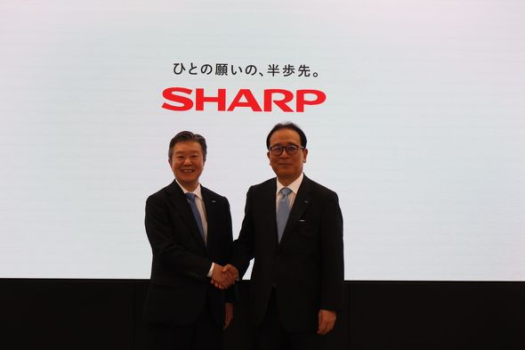 �V���[�v �V�В��̉͑��N�����i���j�ƑO�В��̉��É�_���i�E�j