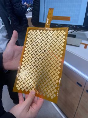 ���{�b�g�̘r���̃Z���T�[�p�X�L��