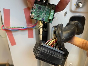 RCP�x�[�X�̃h�A���W���[���Ə]���i�̔�r�B�]���i�͑����̔z�����l�܂��Ă��邪�A10BASE-T1S�ł���΃c�C�X�g�y�A�P�[�u��1�΂���ѓd��2�{�i����ɒ���t���Ă���z���j�ɂ܂ō팸�ł���