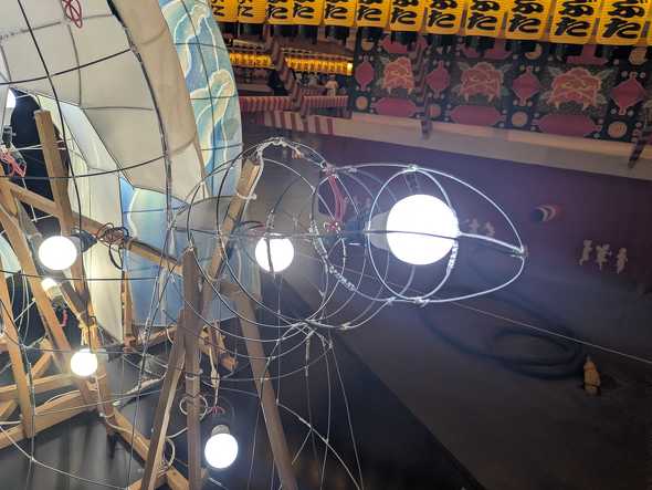 �u�˂Ԃ��̉ƃ��E���b�Z�v�ɂ���A�˂Ԃ��̍��g�݂�����̔z�u��������W���B���ׂ̍����͊m���ɂ낤�����ł͊댯�ŕ\���ł��Ȃ������ł�