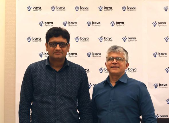 Baya Systems �n�ƎҌ�CEO��Sailesh Kumar���i���j�ƍō������ӔC�ҁiCCO�j��Nandan Nayampally���i�E�j