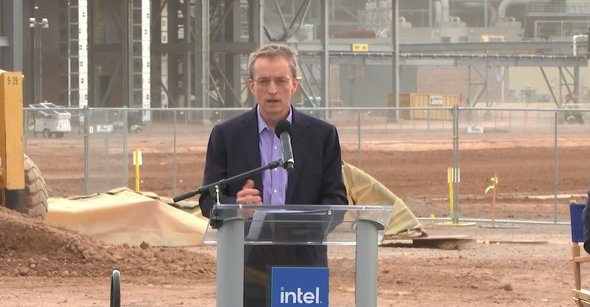 ���H���ŃX�s�[�`���s��Intel�̌�CEO�APat Gelsinger��