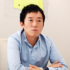 アディダス ジャパンでブランドマーケティング デジタルマーケティングシニアマネジャーを務める津毛一仁氏