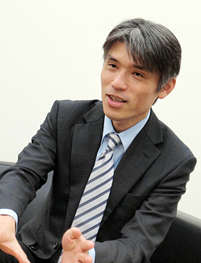 日本IBM ソフトウェア事業 WebSphere事業部 理事 事業部長の三戸篤氏