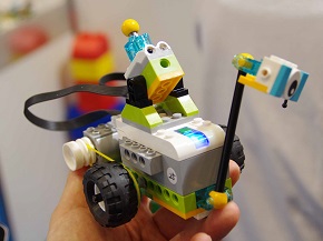 IoTはレゴで学べ？ 子供向けプログラミング教材「レゴWeDo 2.0」を見