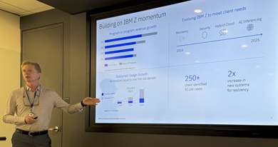 IBM̃PrEXgD[h[iKevin StoodleyjiMҎBej