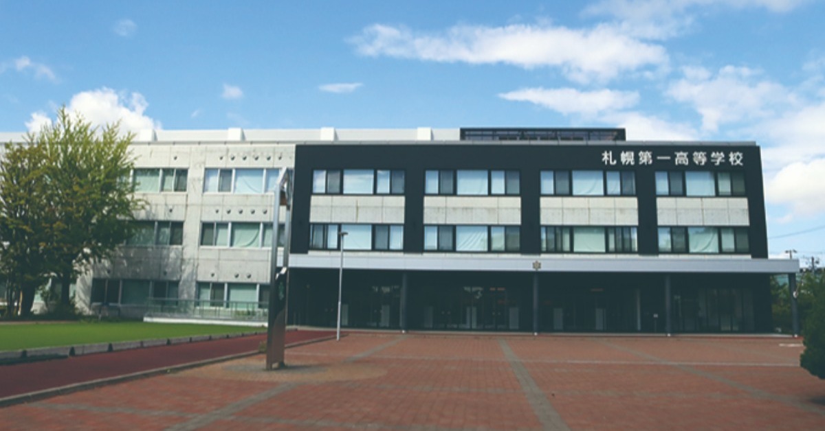 高校が「Wi-Fi 6」無線LANを導入した切実な理由　“教員の残業”を招いた問題とは？