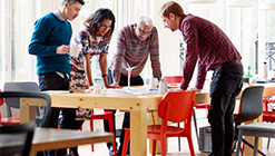 �N���E�h�E�A�[�L�e�N�`���[�E �f�U�C���̓N���E�h�̓W�J�� �ǂ̂悤�ɉ�������̂� (KyndrylWhitepaper)