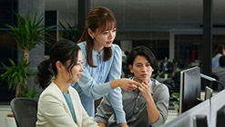 �T�C�o�[���W���G���g�V�[�ƃ��K�V�[���Y�̃��_�i�C�[�[�V�����ɂ�������{�̉ۑ�