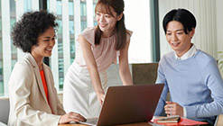 �T�C�o�[���W���G���g�ȓ��{�������炷���b