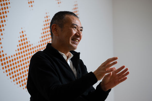 ���v ���K