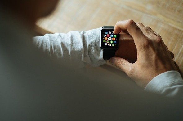 「Apple Watch」向けアクセサリーおすすめ3選