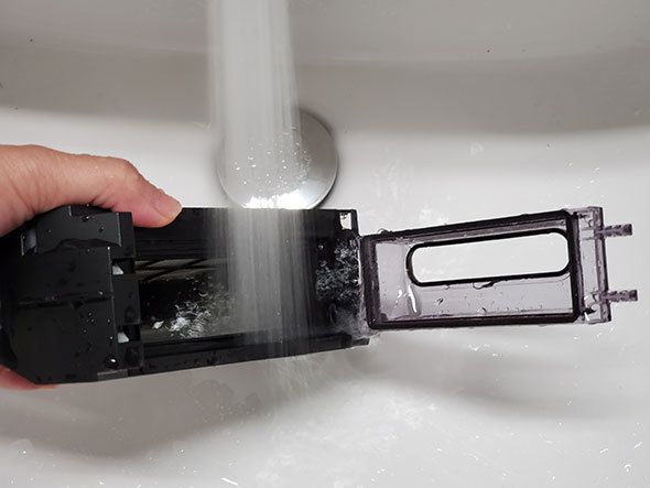 e킪􂢂ł΃zRۂȂȂ܂Bʐ^iRobotuRoomba e5ṽ_Xge