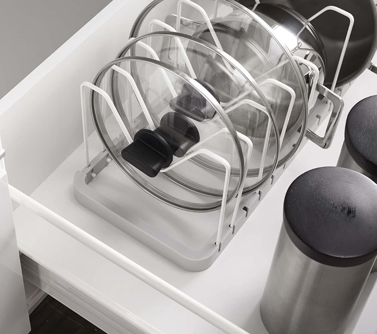 【山崎実業】買ってよかった「収納アイテム」3選&Amazon売れ筋ランキングTOP5【2022年1月版】のアイキャッチ画像