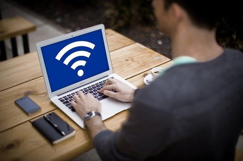Wi-Fi[^[𔃂ւȂuWi-Fi 6vΉf