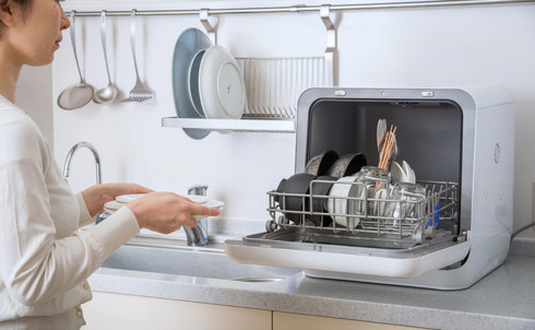 簡単に設置できる 食洗機 おすすめ5選 据え置き型やタンク式など 自宅のキッチンにぴったりなものを選ぼう 22年3月版 Fav Log By Itmedia