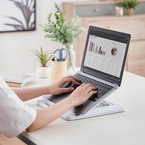 �u�h���[�C���O�E�^�C�s���O�����^�u���b�g�X�^���h�v