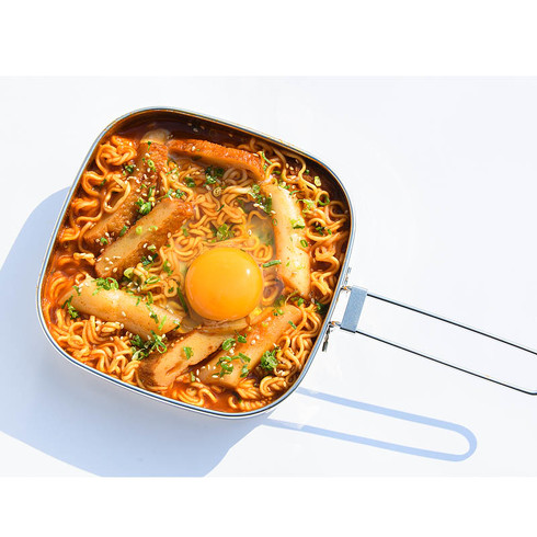 �󓇎ЁuHaglofs OUTDOOR COOKER BOOK�v