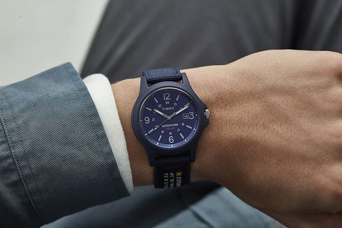 TIMEX EXPEDITION ガラティンソーラー TW4B14300 稼働品 - 腕時計