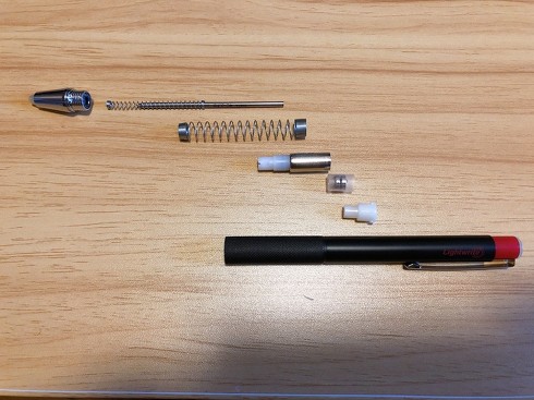 ゼブラ「ライトライトα」