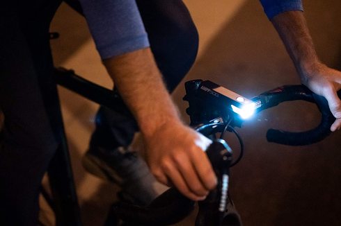 冬の華 2022年最新 自転車ライト 夜間走行用 5000ルーメン USB 充電式 ...