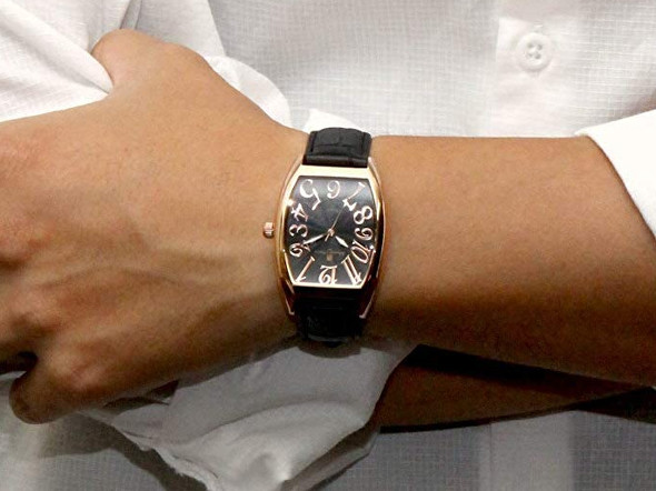 予算10万円台で買える「トノー型腕時計」おすすめ4選 絶妙なフォルムで高級感を演出する大人の腕時計 コスパモデルもピックアップ！【2022年9月版】 - Fav-Log by ITmedia