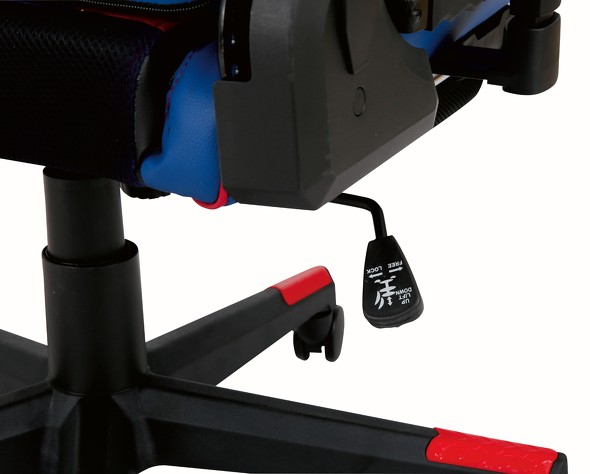 �j�g���^�Q�[�~���O�`�F�A