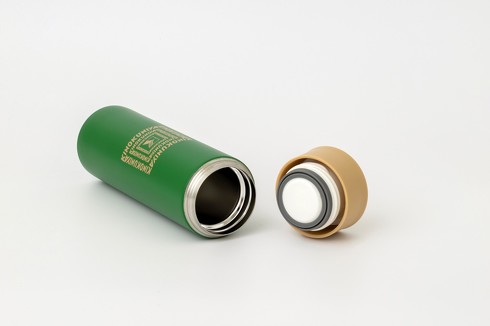 �󓇎ЁuKINOKUNIYA �^��f�M�X�e�����X�{�g��BOOK�v