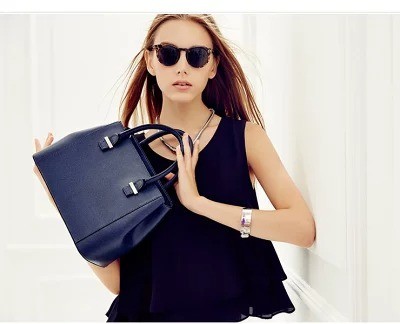 黒フォーマルバッグ