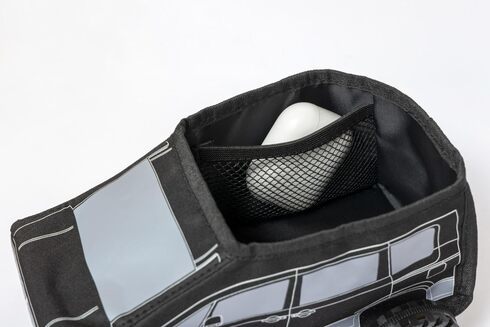 三菱デリカD:5 動くミニチュア収納BOX BOOK