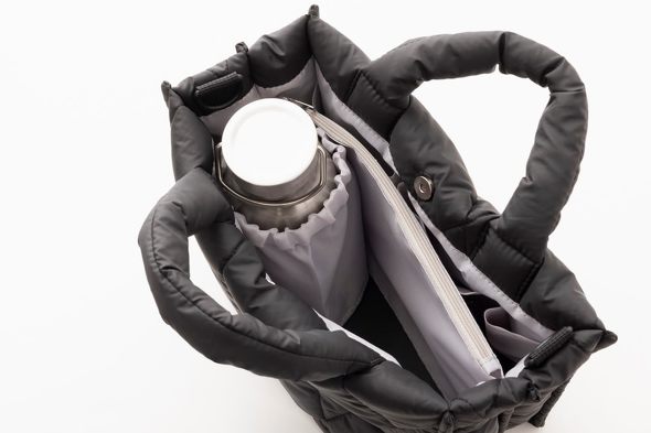 付録】小物が迷子にならない“巾着バッグ”が登場 優秀な付録バッグは